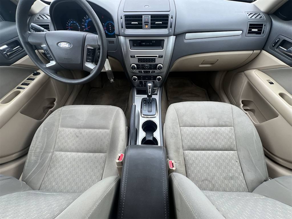Thumbnail: 2011 Ford Fusion - 10