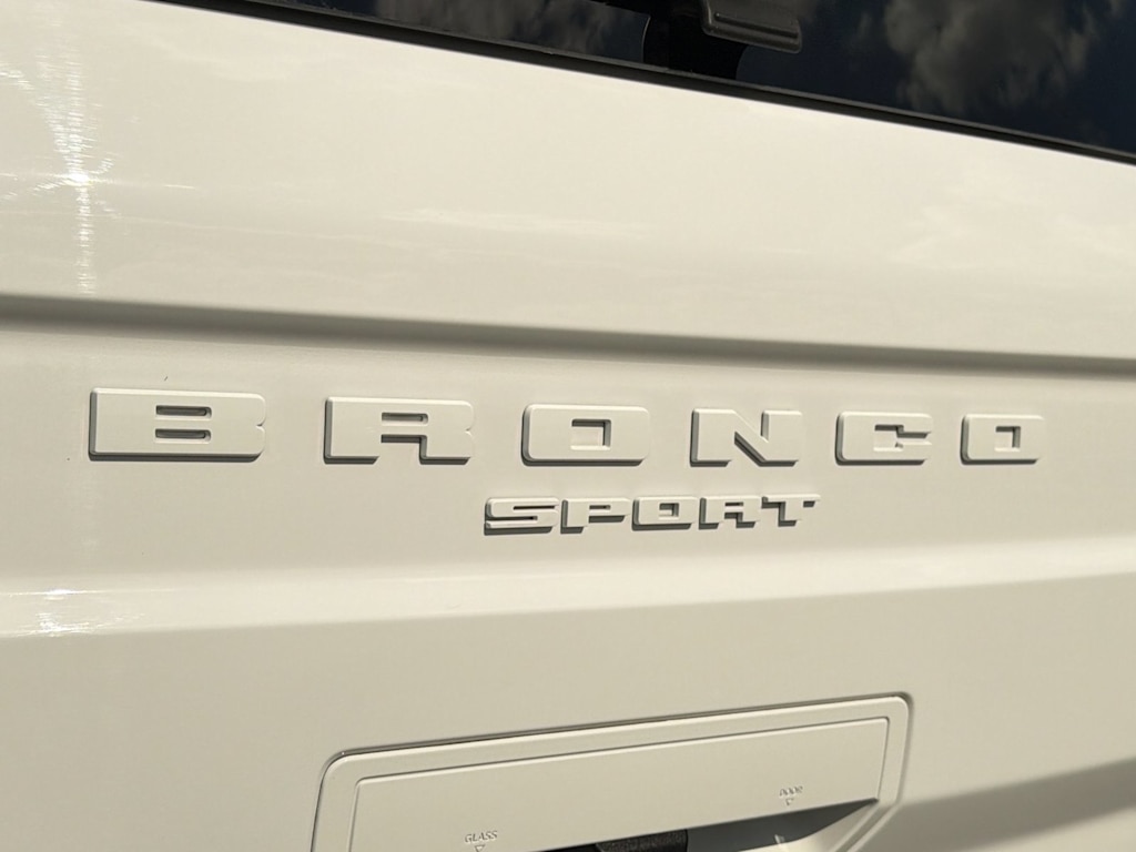 Thumbnail: 2023 Ford Bronco Sport - 24