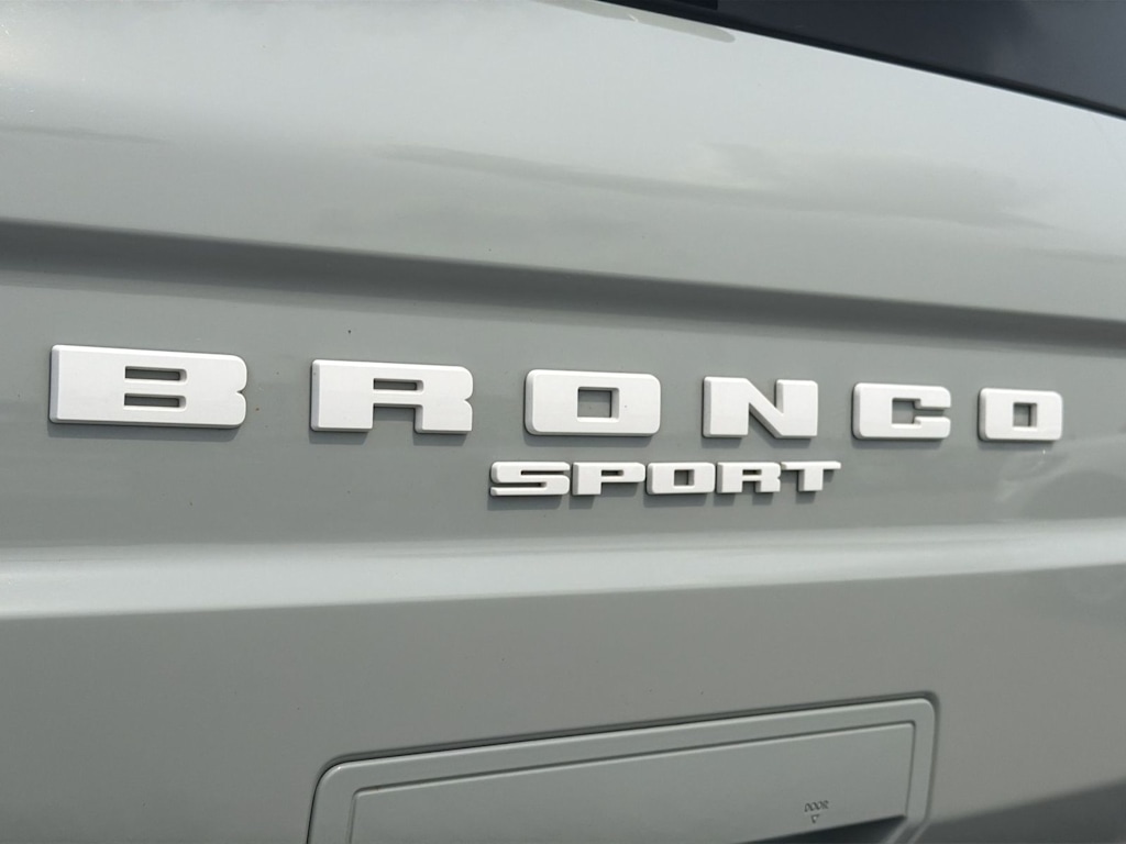 Thumbnail: 2021 Ford Bronco Sport - 23