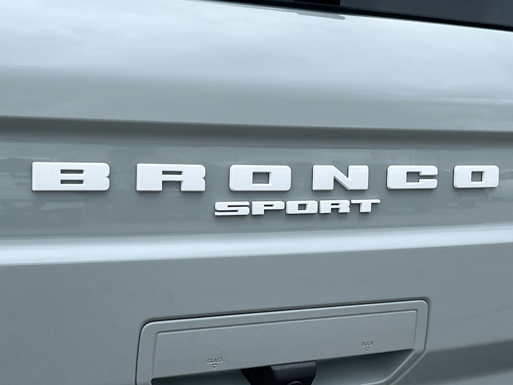 Thumbnail: 2023 Ford Bronco Sport - 6
