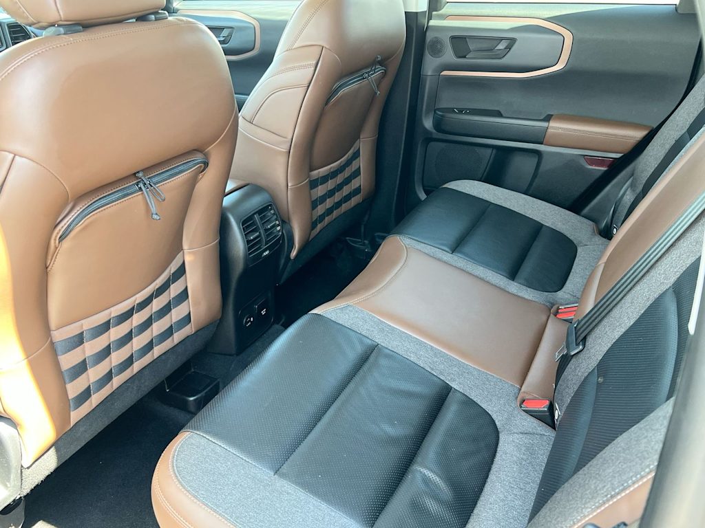 Thumbnail: 2021 Ford Bronco Sport - 12