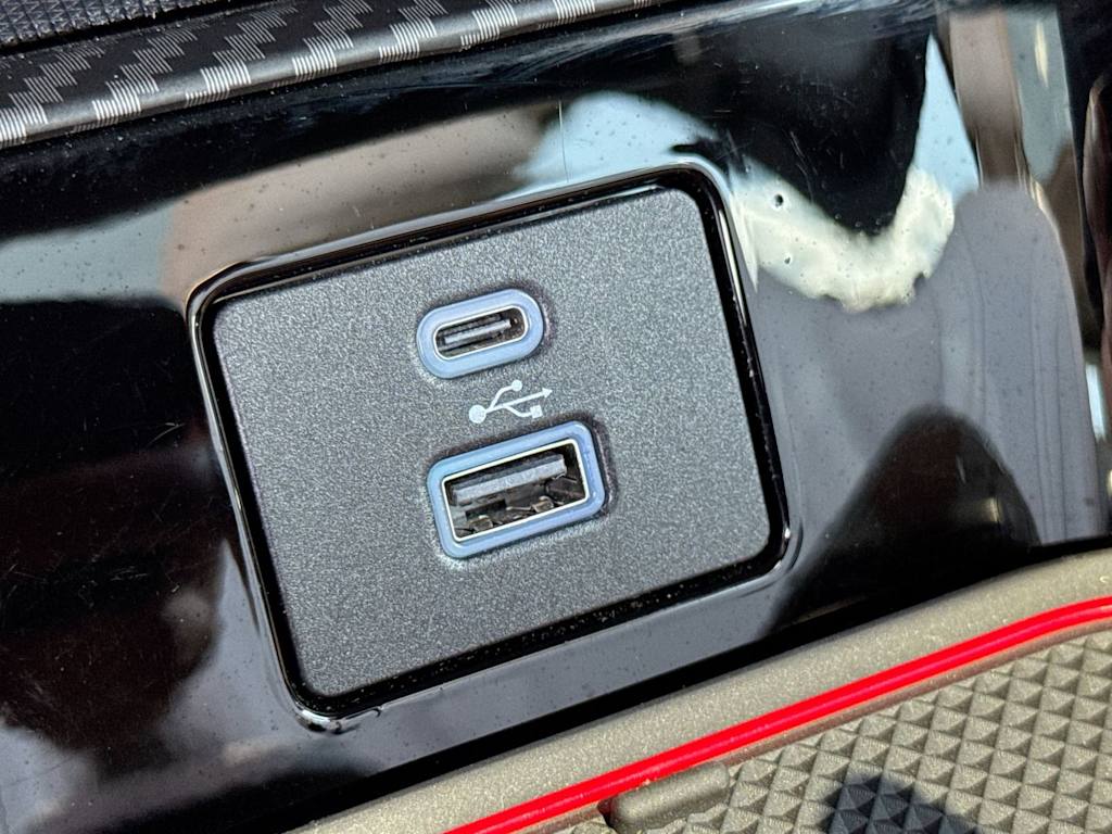 Thumbnail: 2021 Ford Mustang Mach-E - 32
