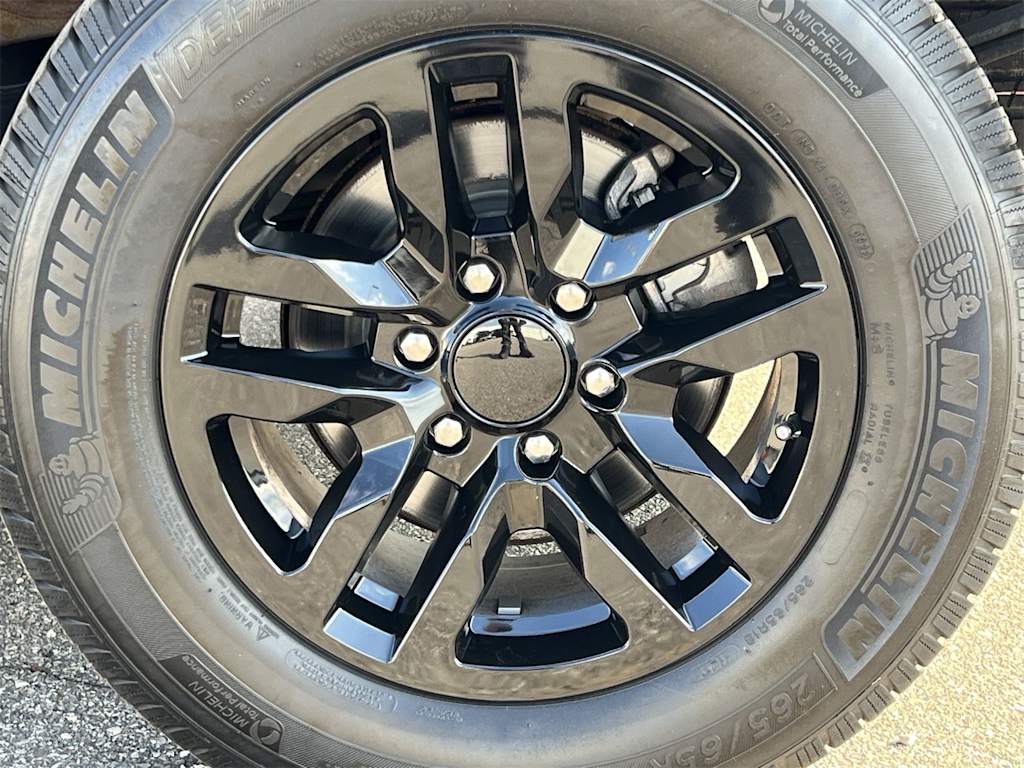 Thumbnail: 2019 Chevrolet Silverado 1500 - 7