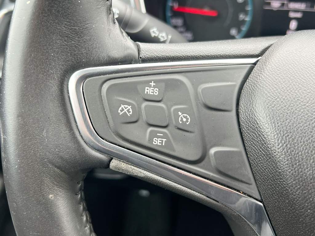 Thumbnail: 2018 Chevrolet Equinox - 28