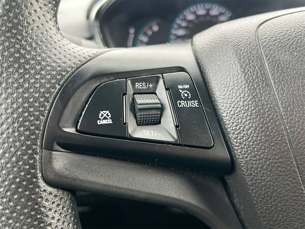 Thumbnail: 2019 Chevrolet Trax - 29