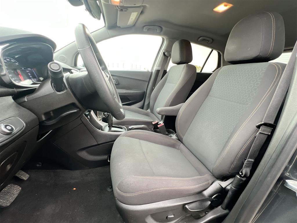 Thumbnail: 2019 Chevrolet Trax - 12