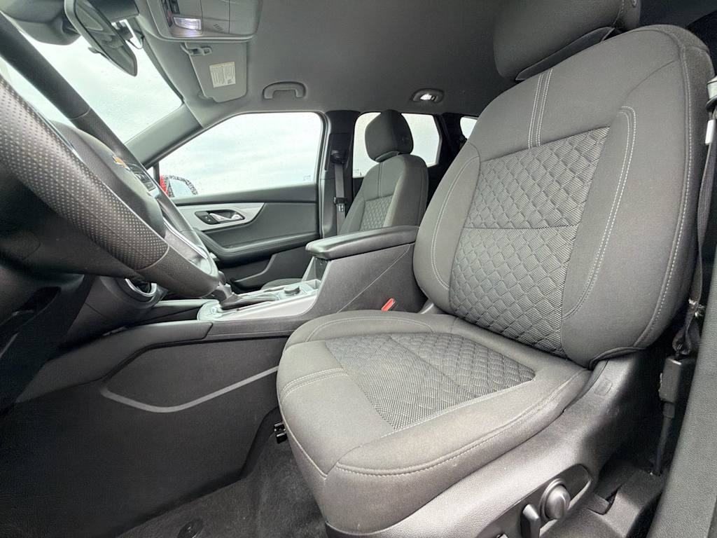 Thumbnail: 2021 Chevrolet Blazer - 11
