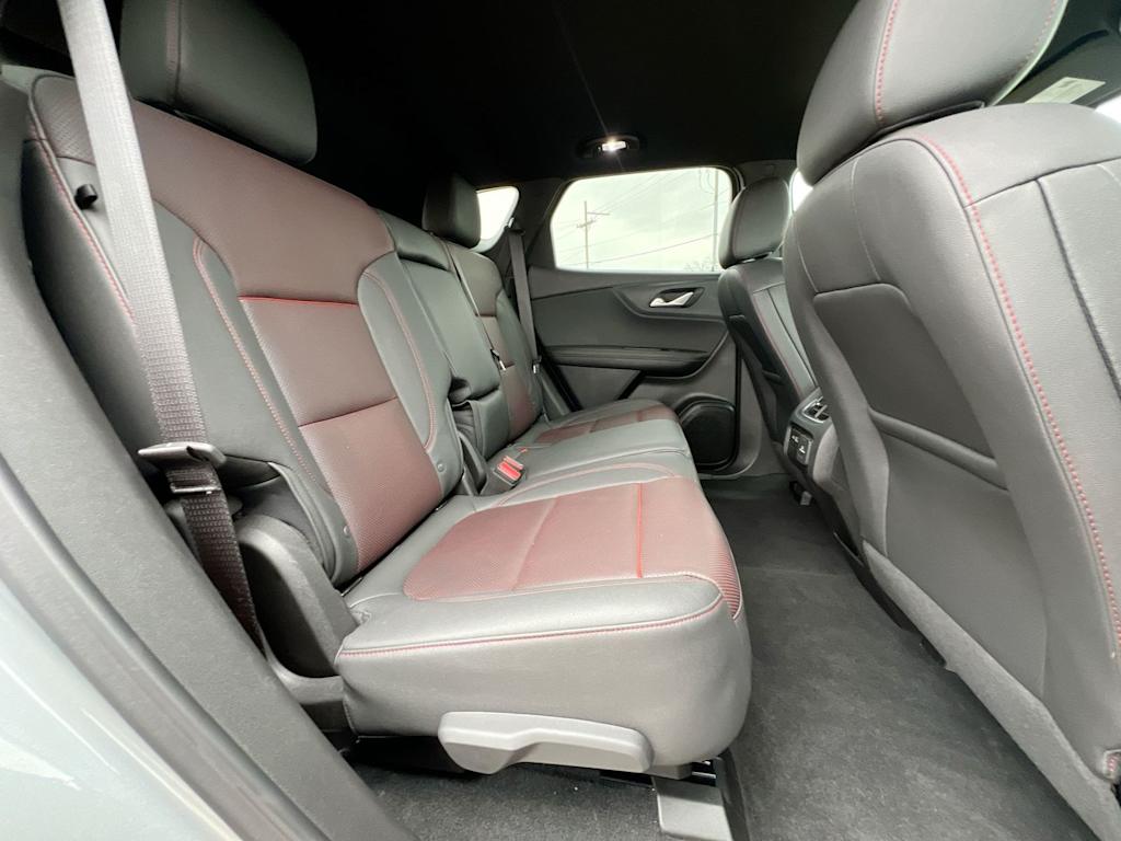 Thumbnail: 2025 Chevrolet Blazer - 26