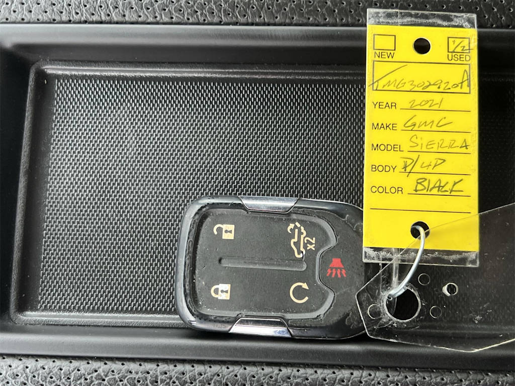Thumbnail: 2021 GMC Sierra 1500 - 16