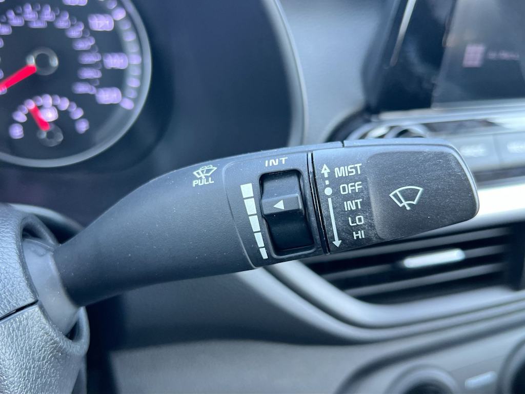 Thumbnail: 2023 Kia Forte - 30