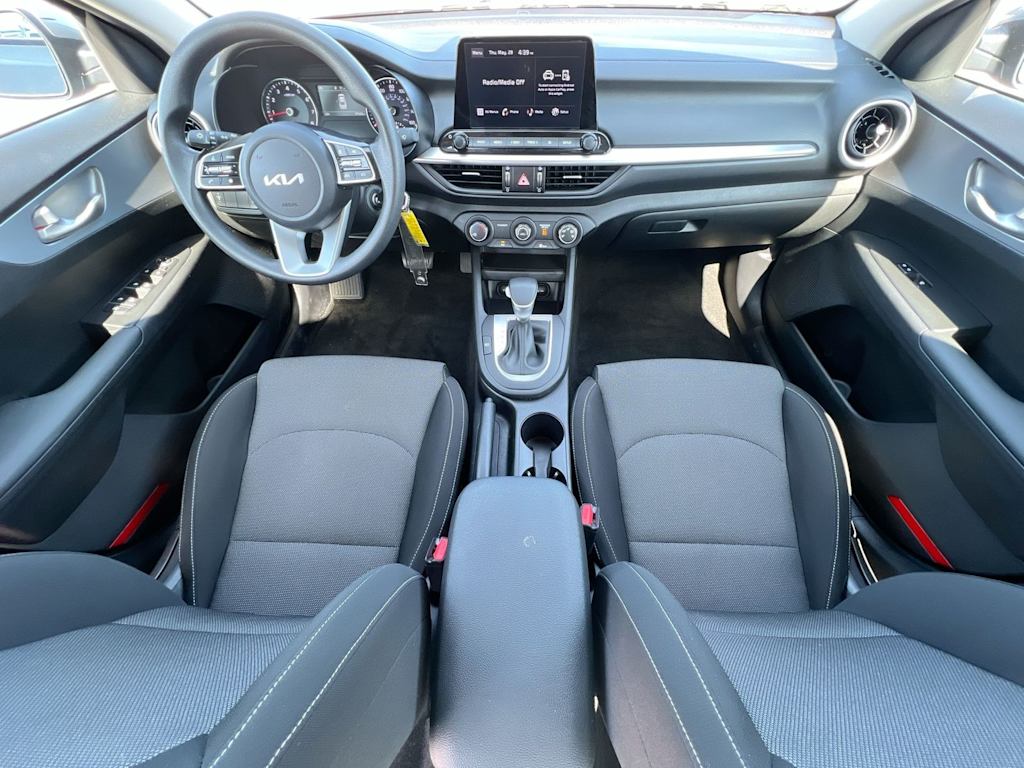Thumbnail: 2023 Kia Forte - 10