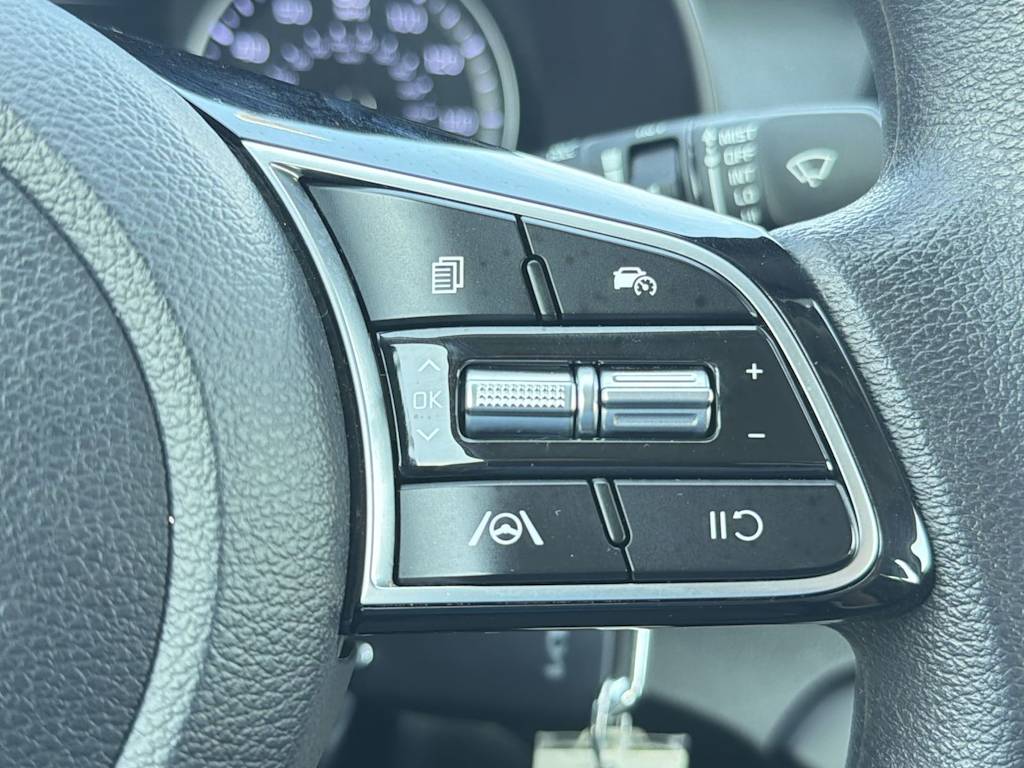 Thumbnail: 2024 Kia Forte - 31