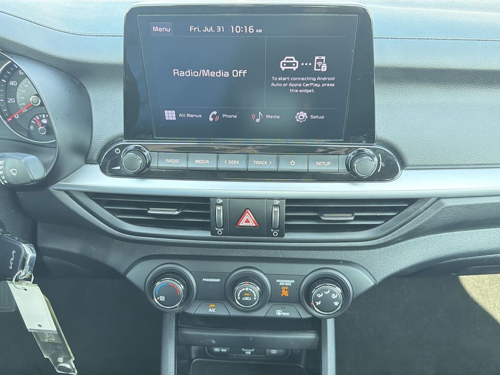 Thumbnail: 2024 Kia Forte - 14