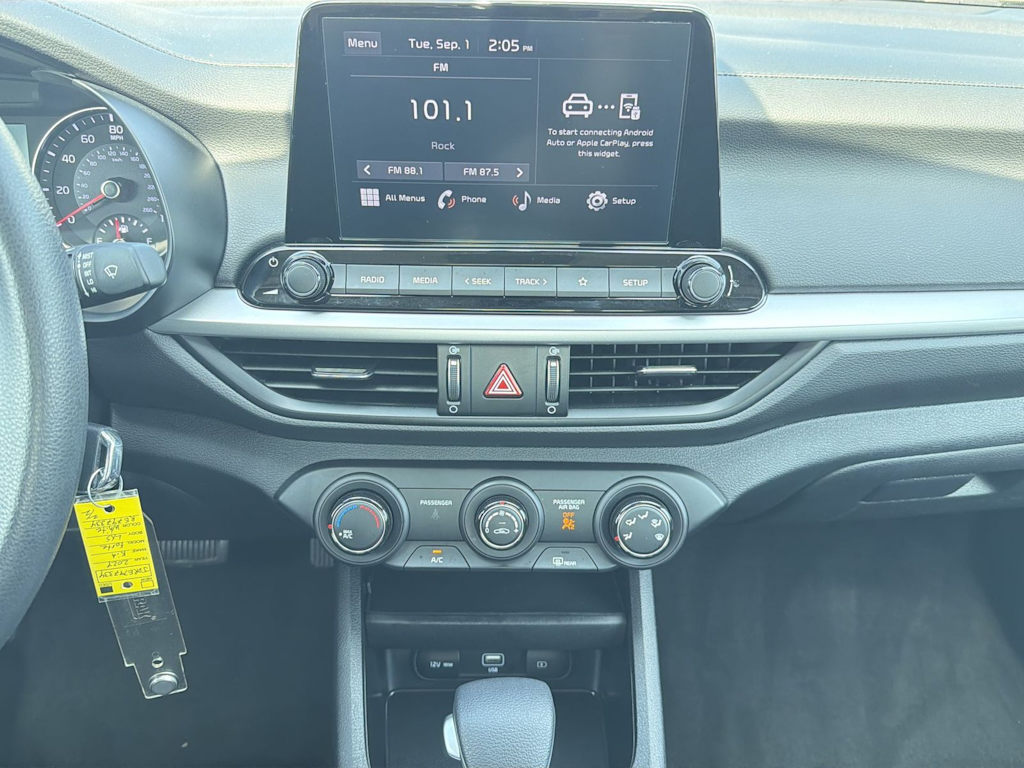 Thumbnail: 2024 Kia Forte - 12
