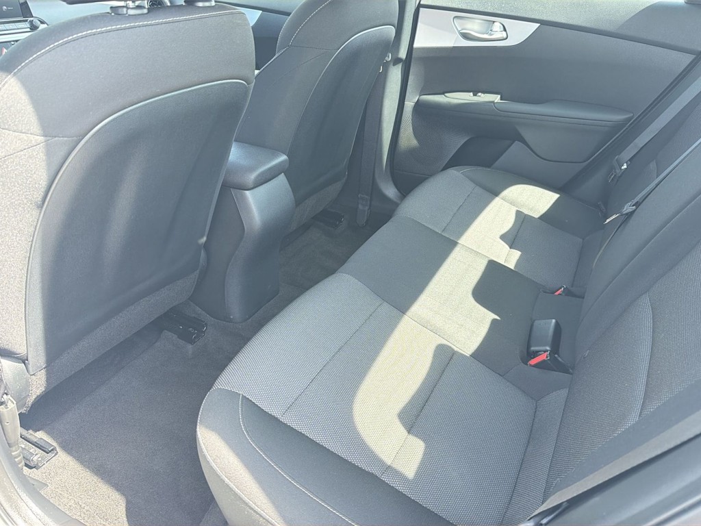 Thumbnail: 2024 Kia Forte - 11