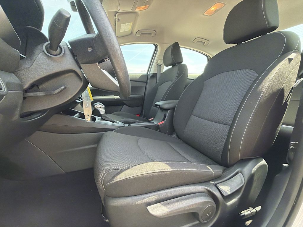 Thumbnail: 2024 Kia Forte - 10