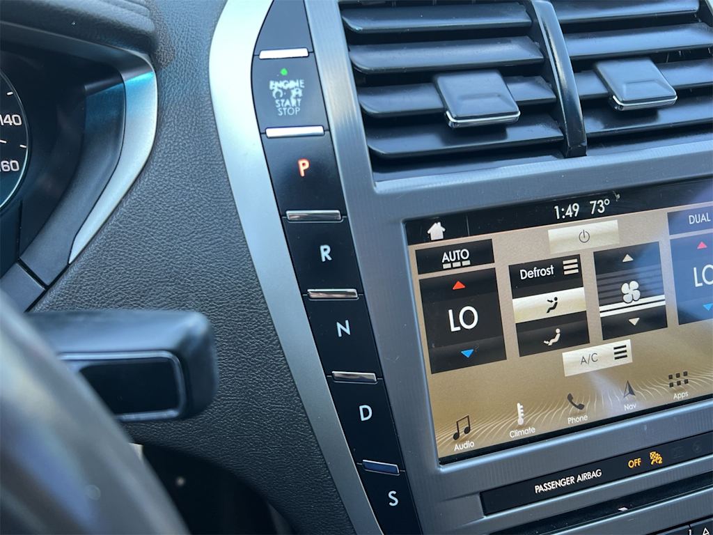 Thumbnail: 2017 Lincoln MKZ - 36