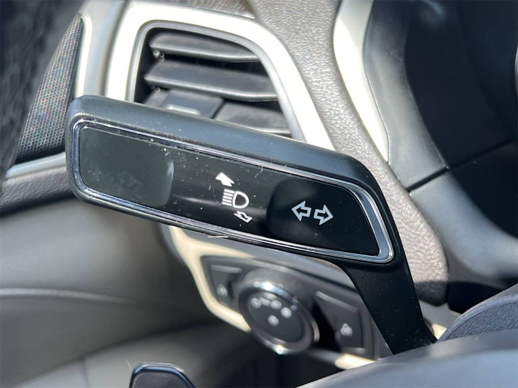 Thumbnail: 2017 Lincoln MKZ - 32