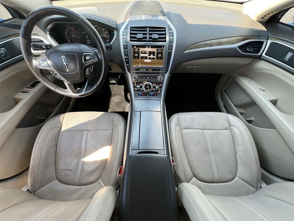 Thumbnail: 2017 Lincoln MKZ - 2