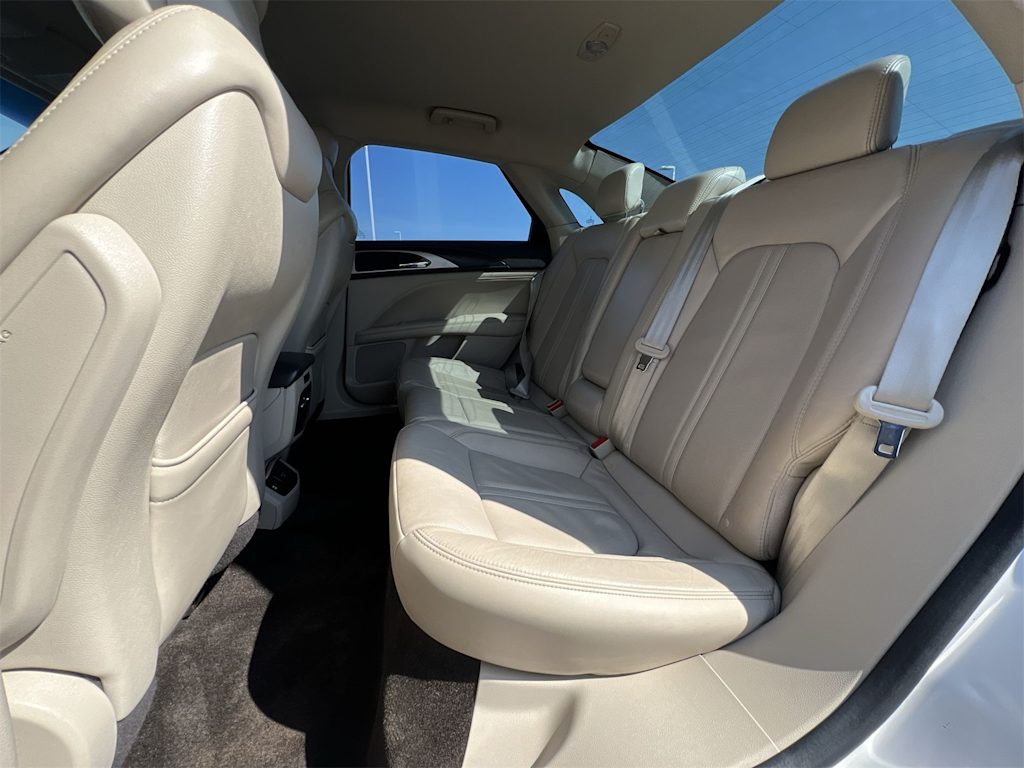 Thumbnail: 2017 Lincoln MKZ - 26