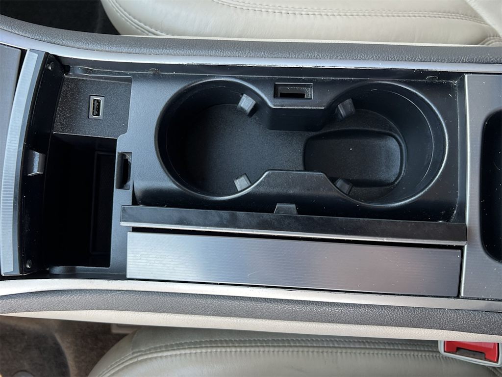 Thumbnail: 2017 Lincoln MKZ - 13