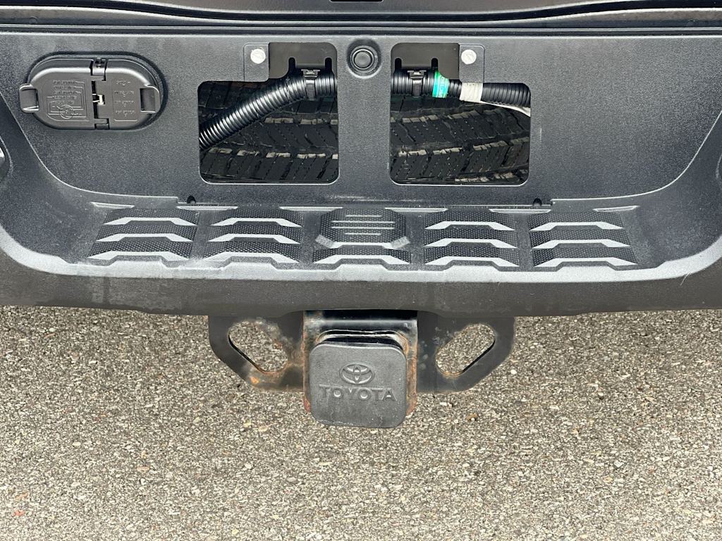 Thumbnail: 2019 Toyota Tacoma - 37