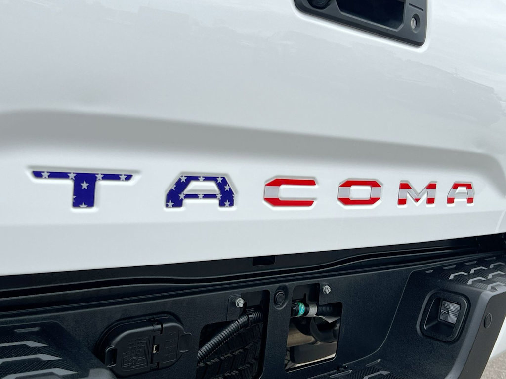 Thumbnail: 2019 Toyota Tacoma - 24