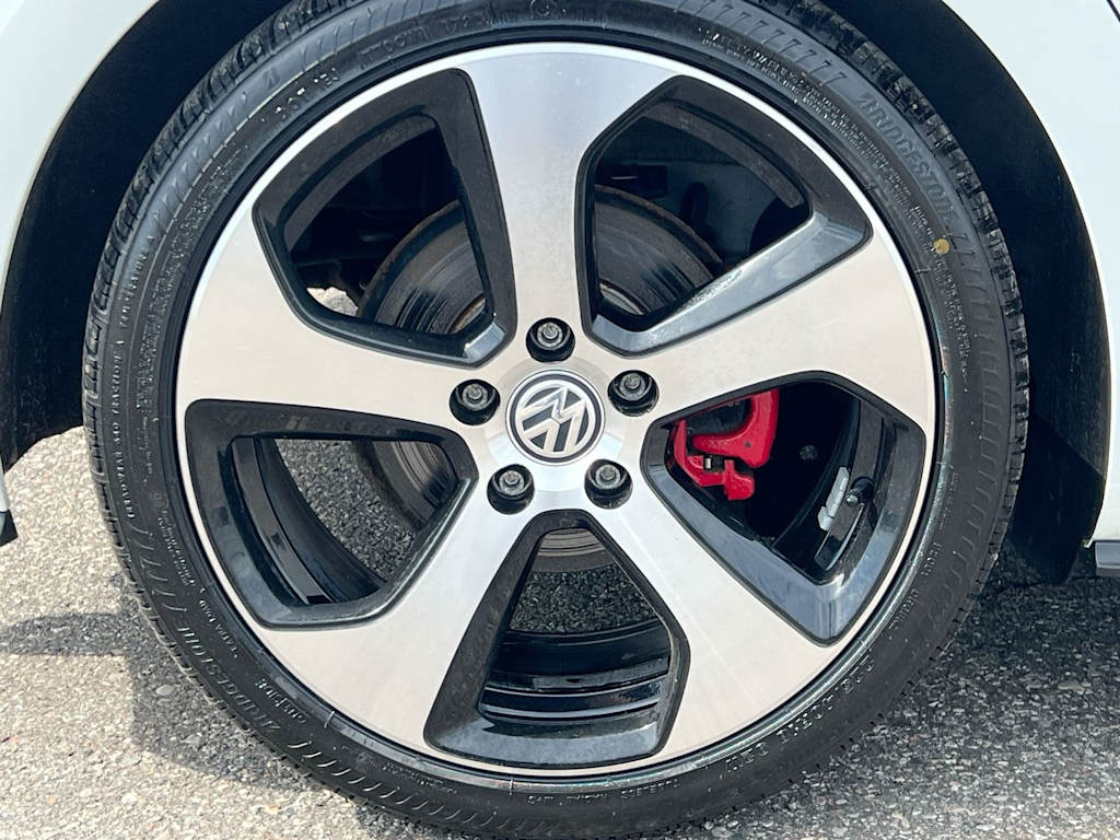 Thumbnail: 2018 Volkswagen Golf - 8