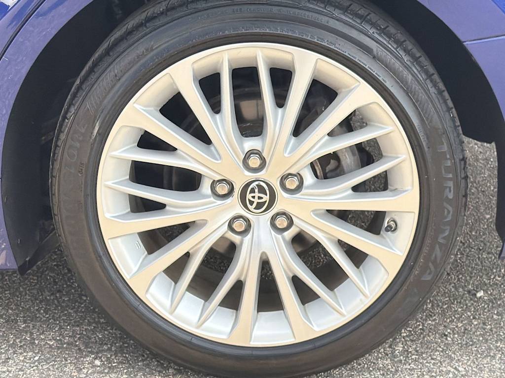 Thumbnail: 2018 Toyota Camry - 7