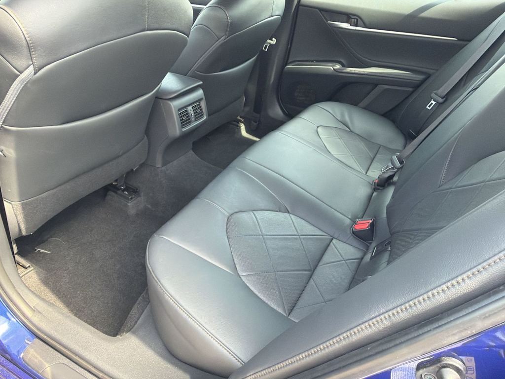 Thumbnail: 2018 Toyota Camry - 11