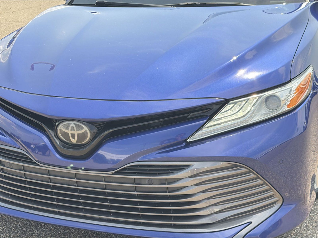 Thumbnail: 2018 Toyota Camry - 6