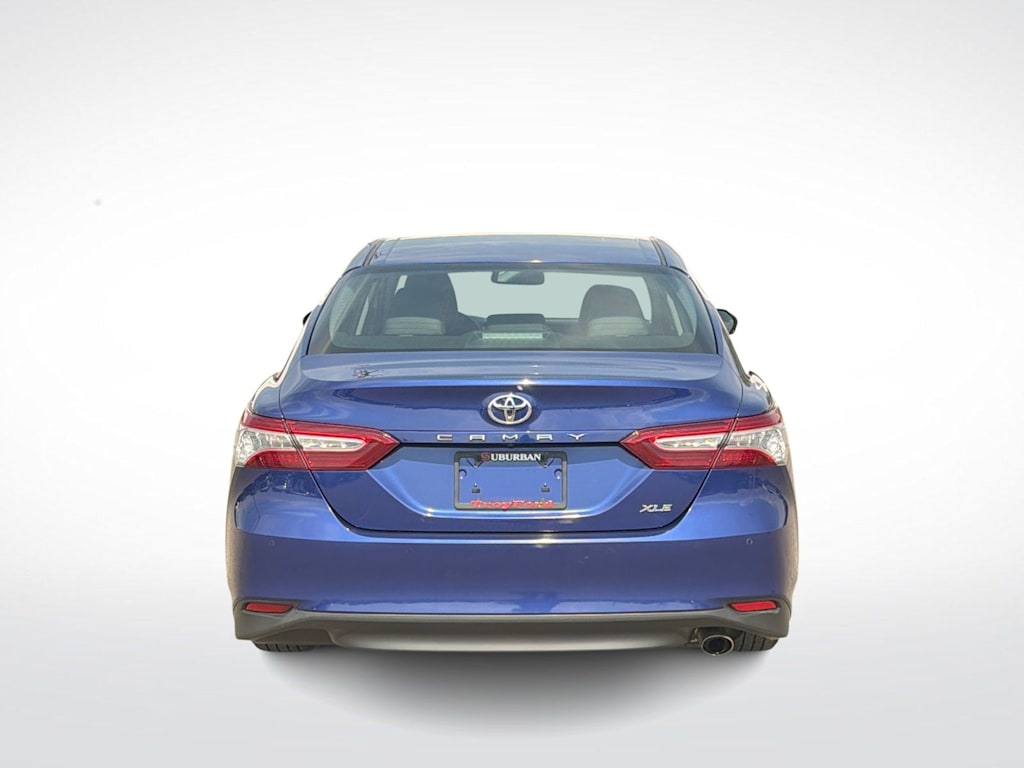 Thumbnail: 2018 Toyota Camry - 20