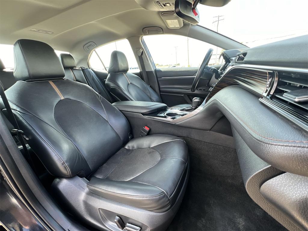 Thumbnail: 2020 Toyota Camry - 29