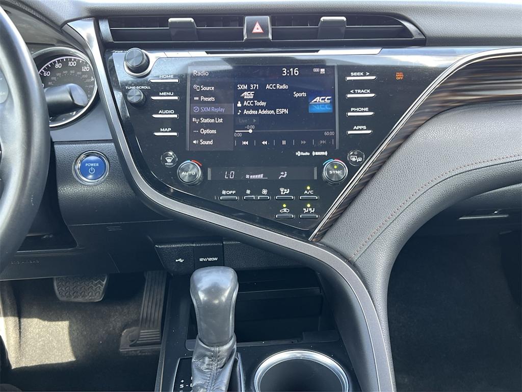 Thumbnail: 2020 Toyota Camry - 12