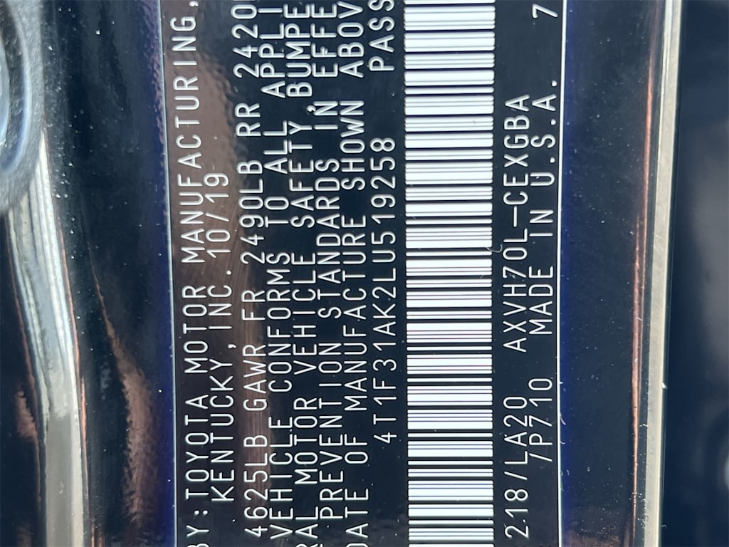 Thumbnail: 2020 Toyota Camry - 17