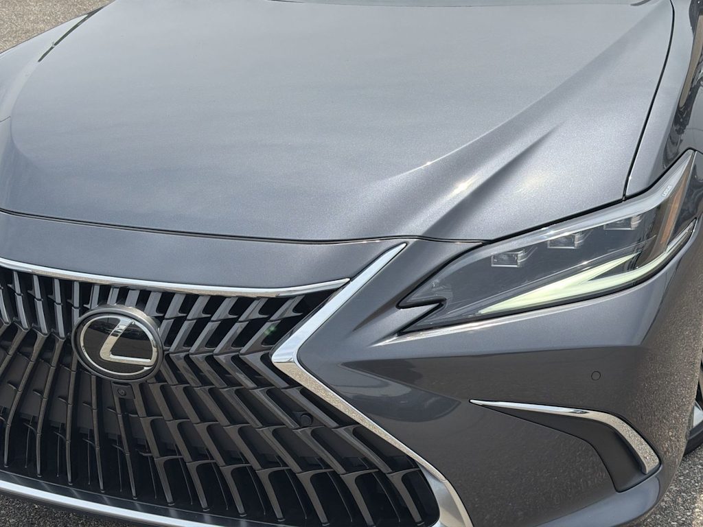Thumbnail: 2024 Lexus ES - 22