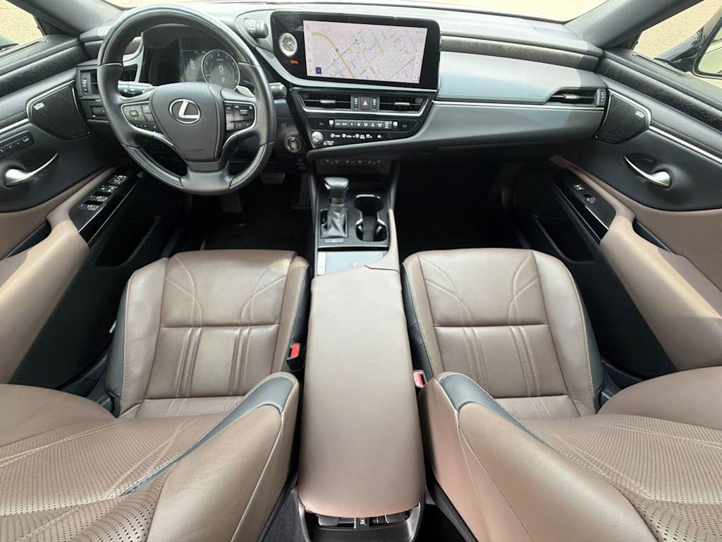 Thumbnail: 2024 Lexus ES - 10