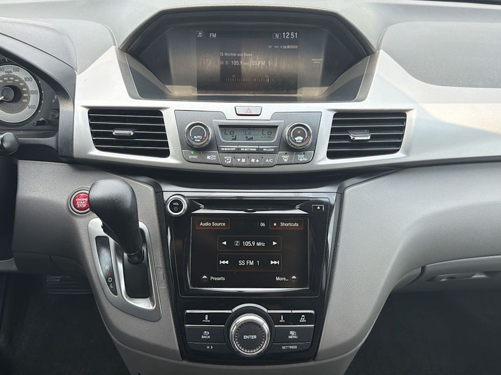 Thumbnail: 2016 Honda Odyssey - 13