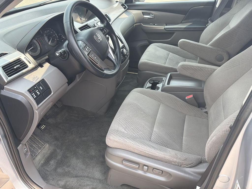 Thumbnail: 2016 Honda Odyssey - 10