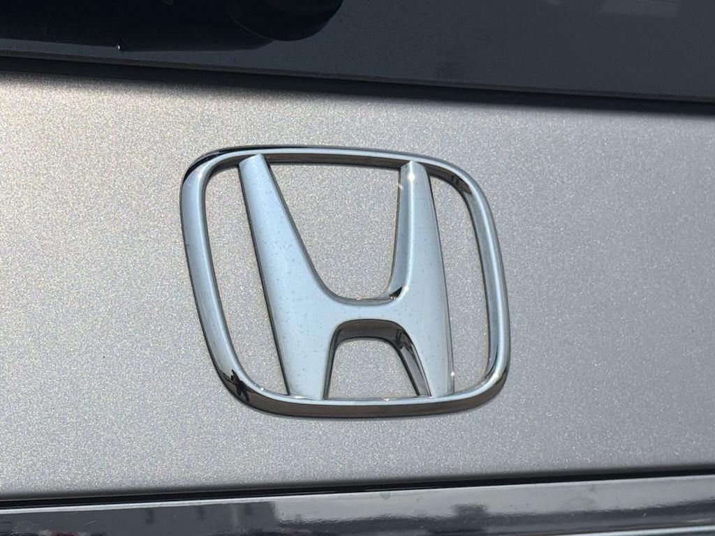 Thumbnail: 2016 Honda Odyssey - 24