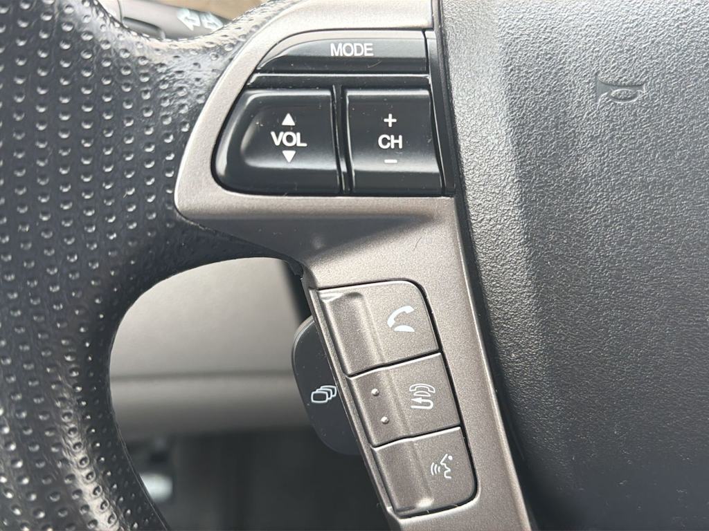 Thumbnail: 2016 Honda Odyssey - 29