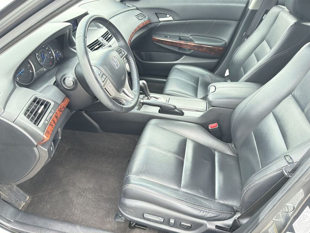 Thumbnail: 2010 Honda Accord Crosstour - 10