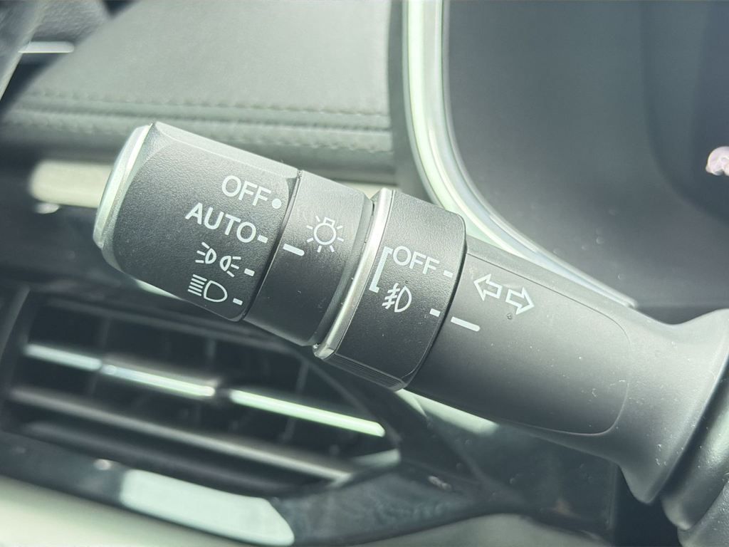 Thumbnail: 2023 Acura MDX - 14