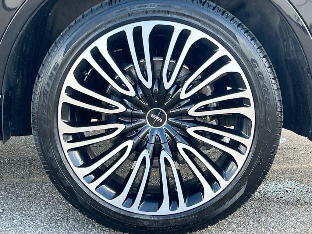Thumbnail: 2021 Lincoln Aviator - 7
