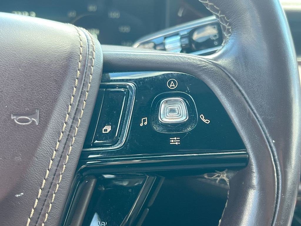 Thumbnail: 2021 Lincoln Aviator - 30