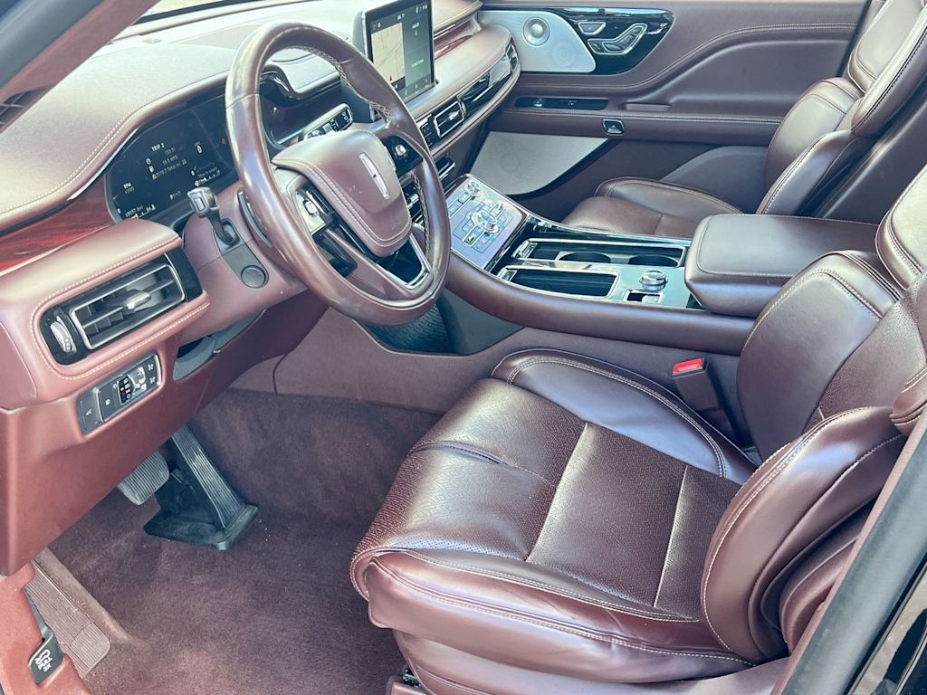 Thumbnail: 2021 Lincoln Aviator - 9