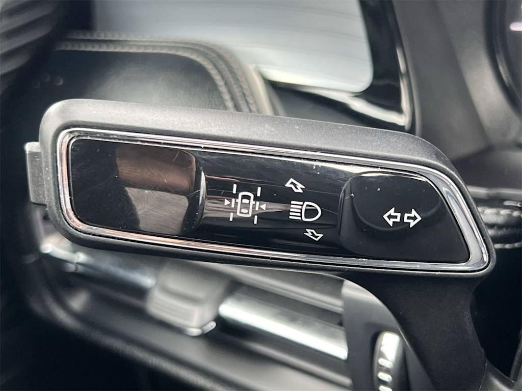 Thumbnail: 2021 Lincoln Corsair - 32