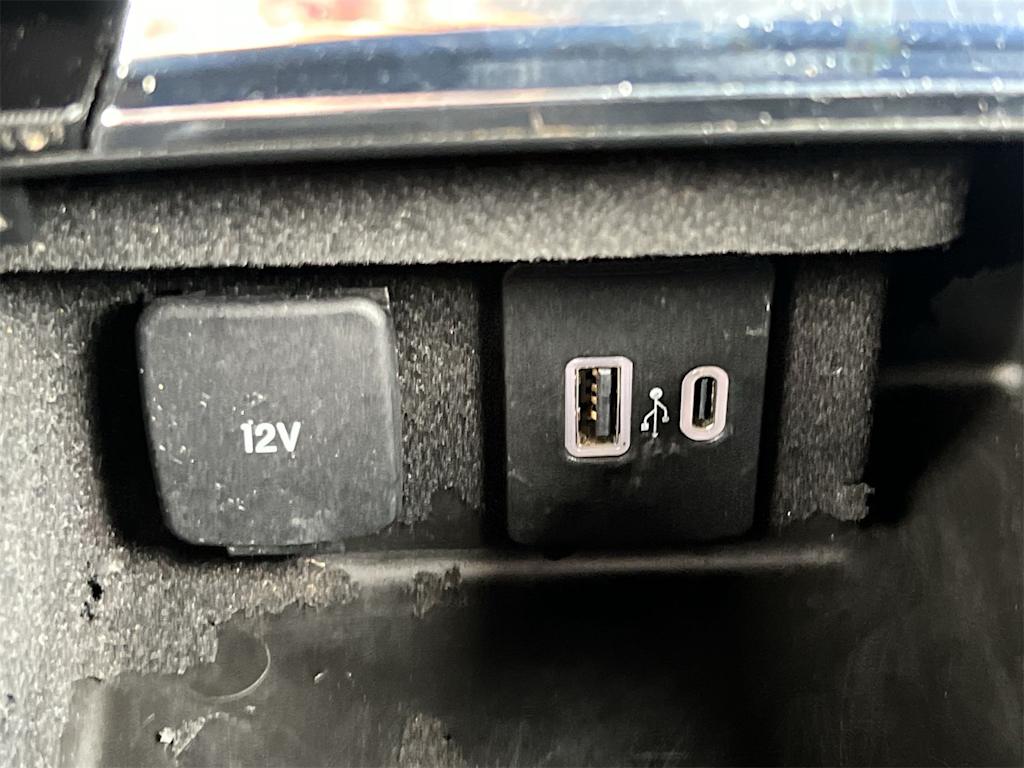 Thumbnail: 2021 Lincoln Corsair - 35