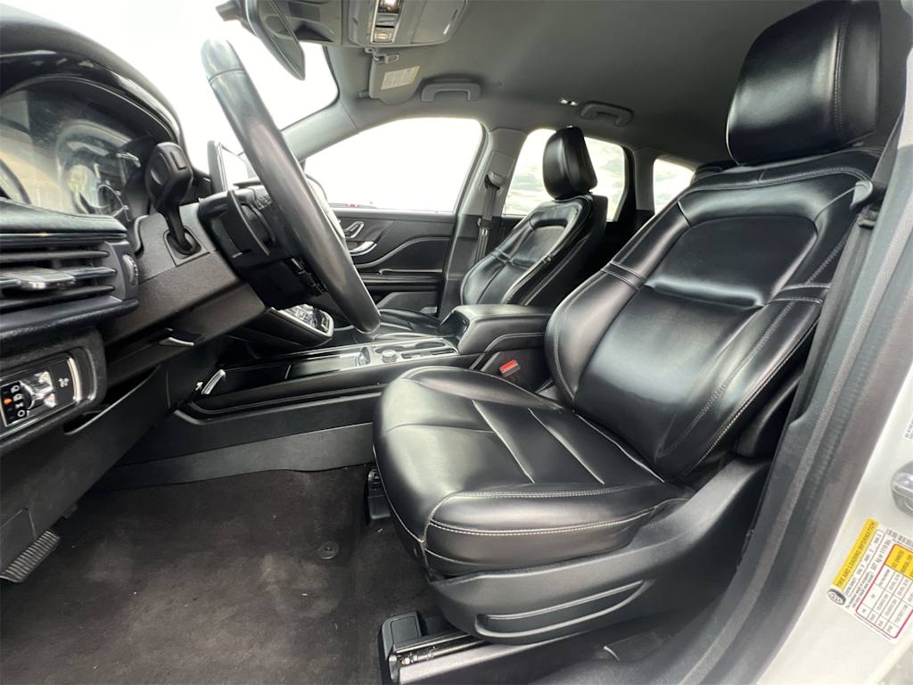 Thumbnail: 2021 Lincoln Corsair - 11