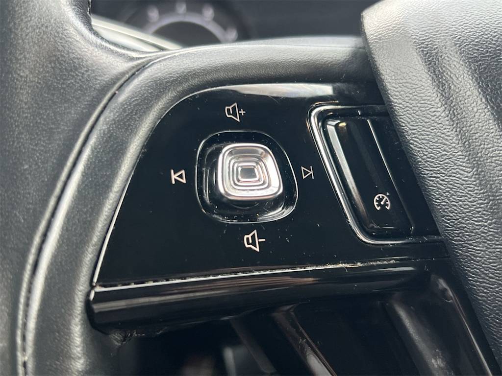 Thumbnail: 2021 Lincoln Corsair - 29